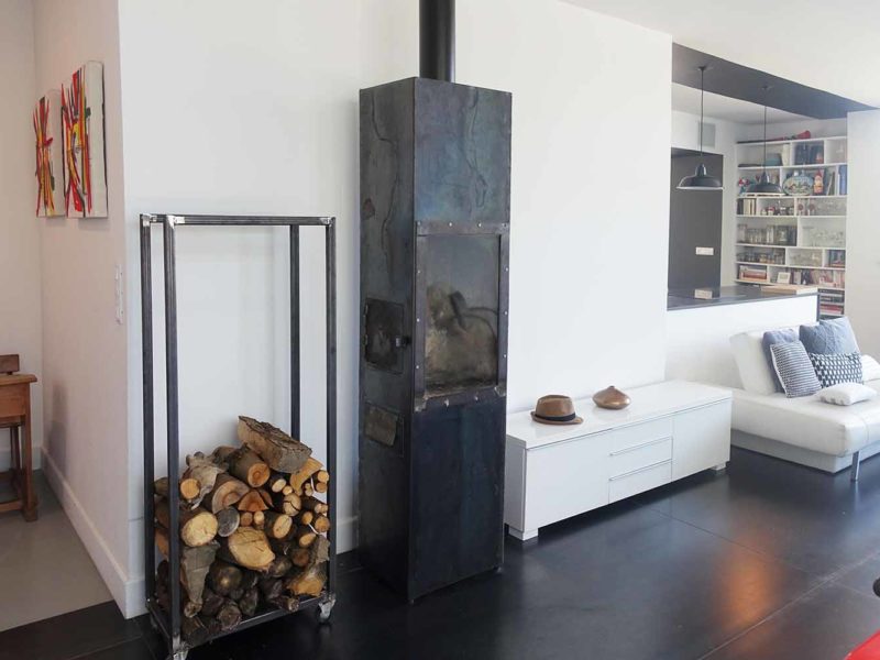 maison contemporaine_elise carbon_poele a bois